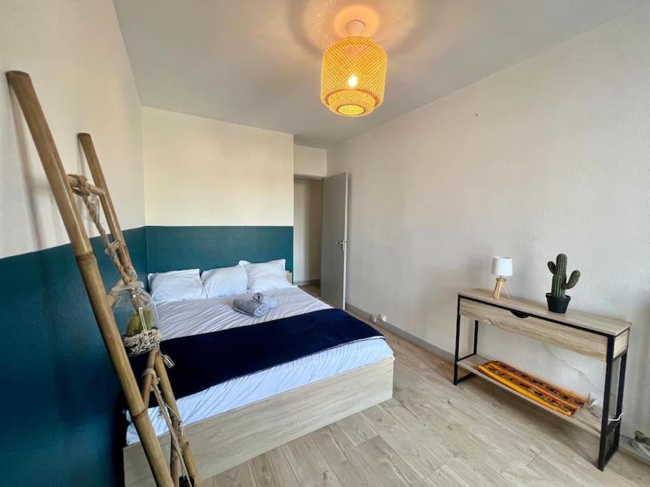 Appartamento Le P'Tit Anatole - Joli T2 Avec Parking Poitiers Esterno foto